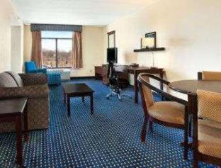 Comfort Inn & Suites Voorhees-Mt Laurel Room photo